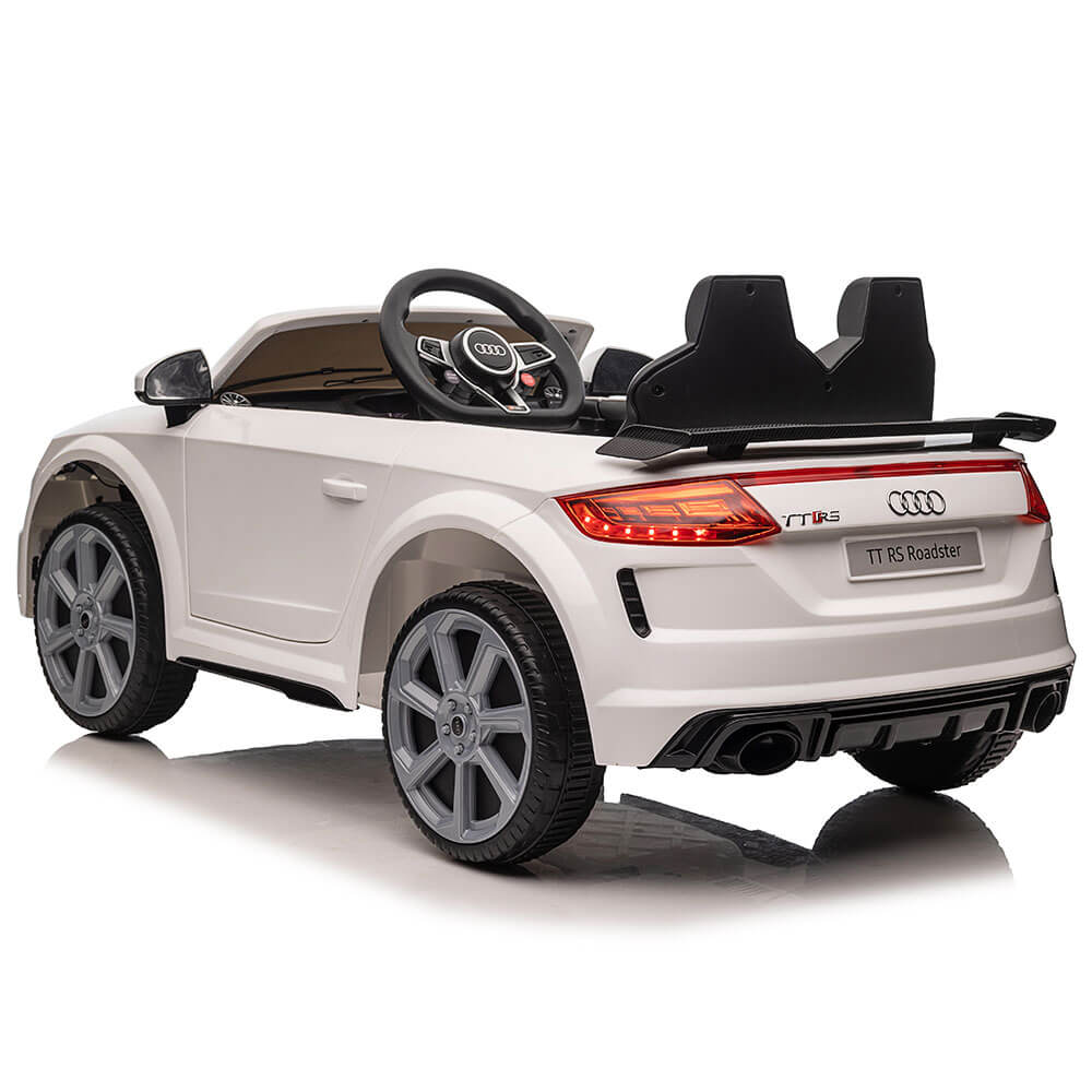 Masinuta-electrica-copii-Audi-TT-alb-telecomanda